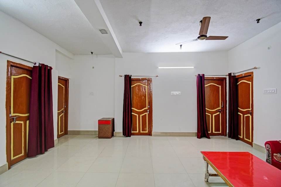 SPOT ON DM2 resort, Kolaghat, Kolkata