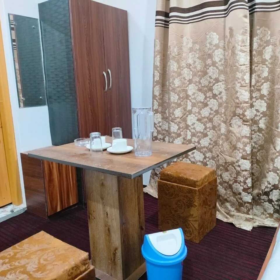 POP 81251F Lily Resort Srinagar , Dal-lake cluster, Srinagar