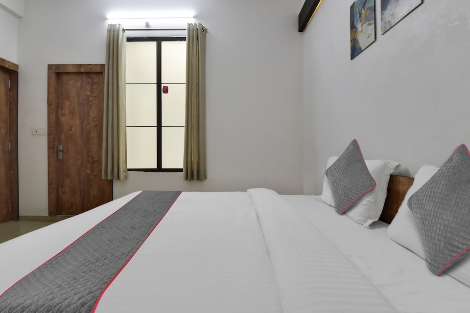 Collection O ANTRA STAY BY ASHOKA GROUP, Udaipur Central, Udaipur