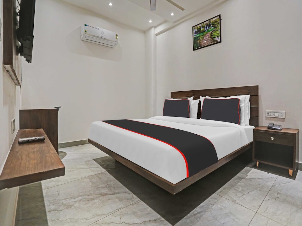 HOTEL O MORO, Pitampura - Rohini Delhi, Delhi