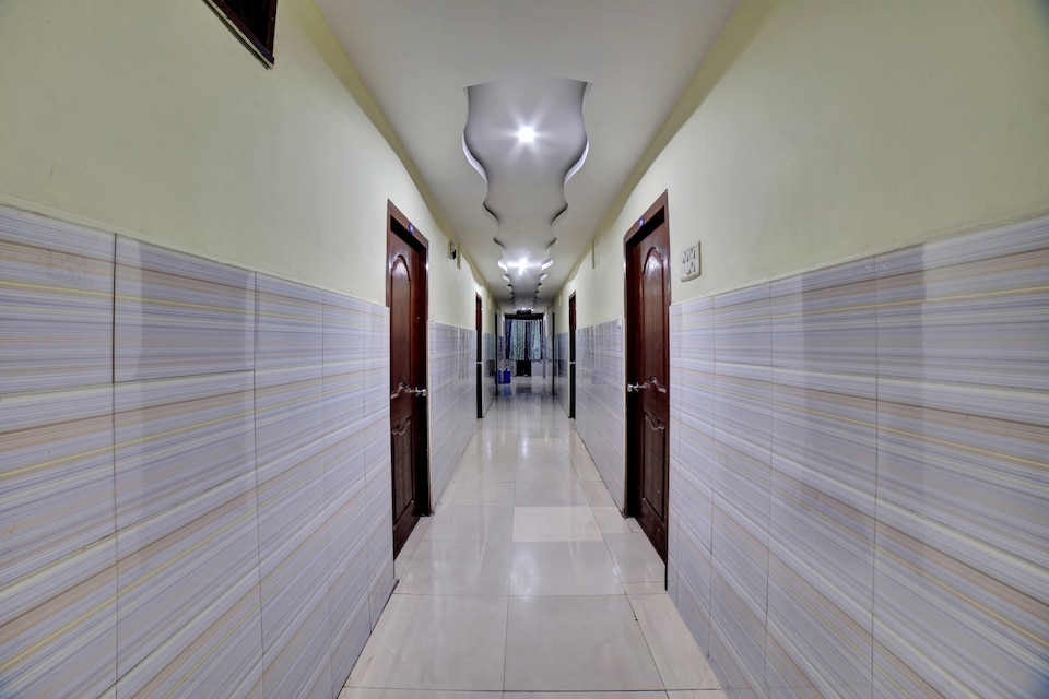 Hotel O anu residency, Governorpet Vijayawada, Vijayawada