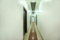 Hotel O MM Yellowuds