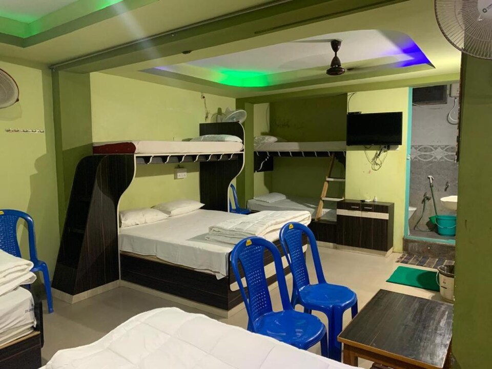 POP 81257F Psr Royal Guest House, Thiruthani, Thiruthani