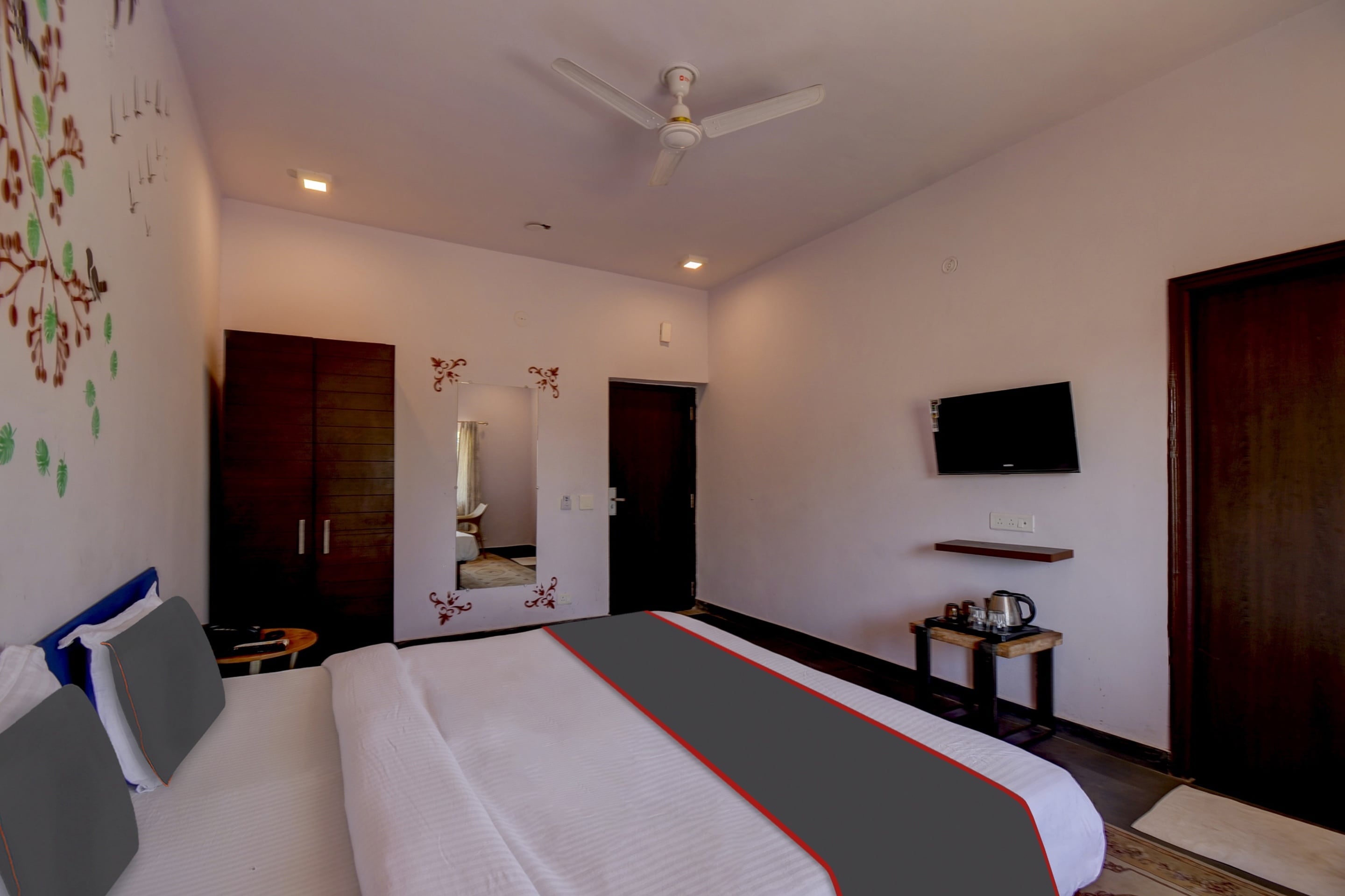 collection-o-812580-the-royal-casa-collection-o-mount-abu-book-695