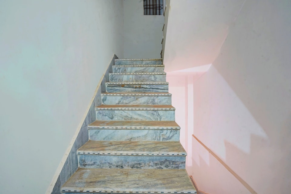 Hotel O Shravi, Patliputra Colony, Patna