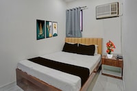 Collection O Dalhousie Square Kolkata Formerly G.N Palace