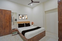 Collection O Dalhousie Square Kolkata Formerly G.N Palace