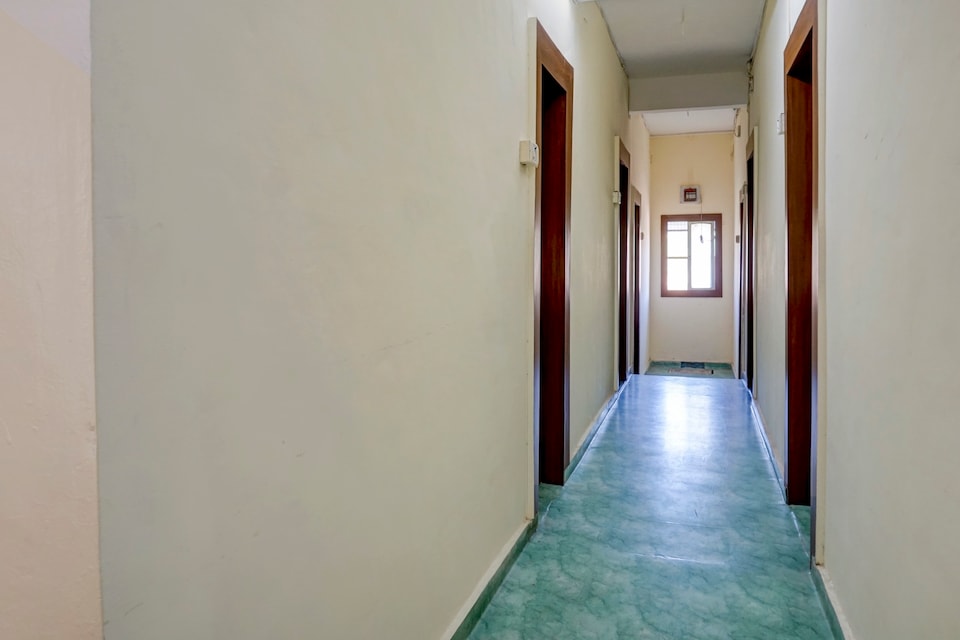 Hotel O Radha Krishna, Swargate Pune, Pune