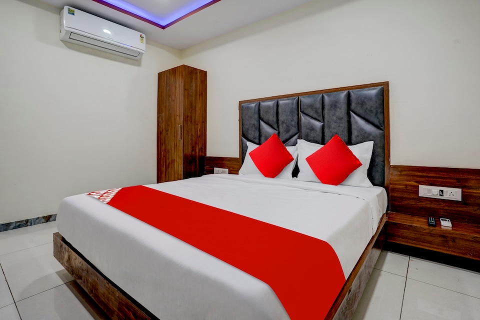 Hotel O Prime Inn, Alkapuri Vadodara, Vadodara
