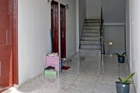 OYO 92524 D'cost Homestay