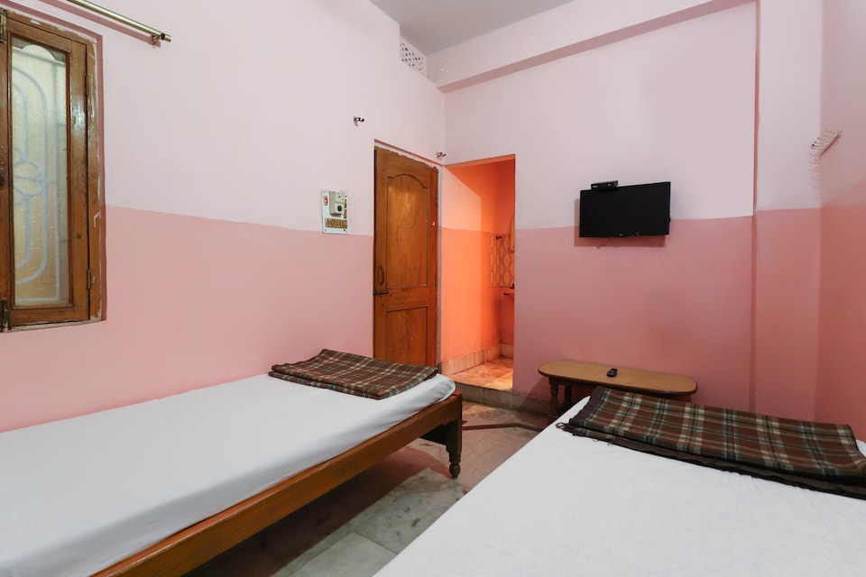 SPOT ON 812687 Hotel Deep, Firayalal, Ranchi