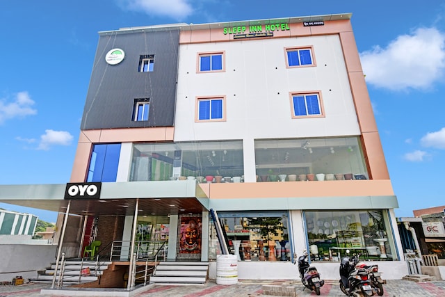 Hotel O Sleep Inn Hotel