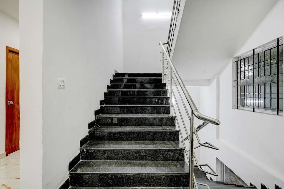 Hotel O RLV Green Palace, Kengeri - Rajarajeshwari Nagar Bangalore, Bangalore