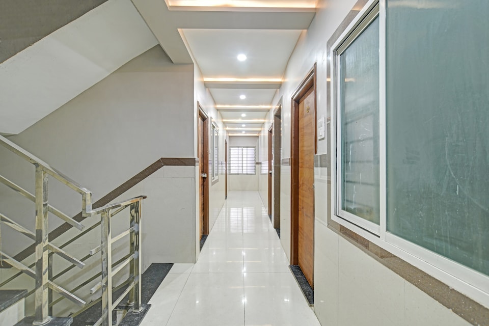 Hotel O Blue Wings, Vijay Nagar Indore, Indore