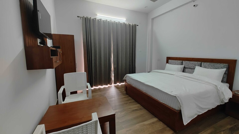 POP 81274D Hotel Anantam Residency & Restaurant, Uttarkashi, Uttarkashi