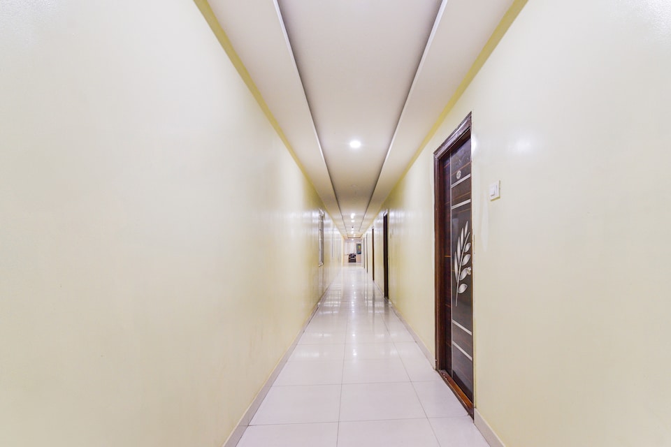 Hotel O Kamakshi, Kukatpally, Hyderabad