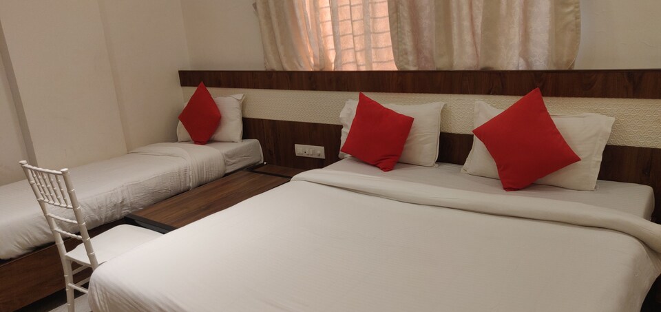 POP 81280A Hotel Fine Stay Nivant, Aurangabad, Aurangabad