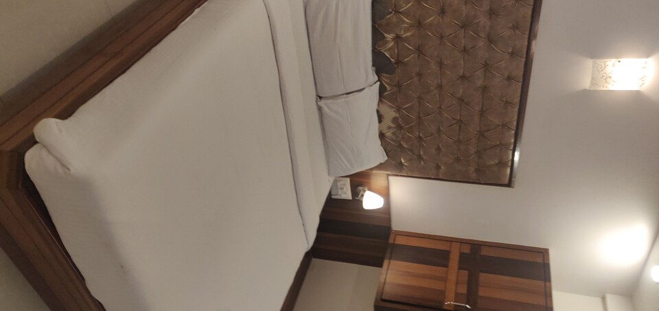 POP 81280A Hotel Fine Stay Nivant, Aurangabad, Aurangabad