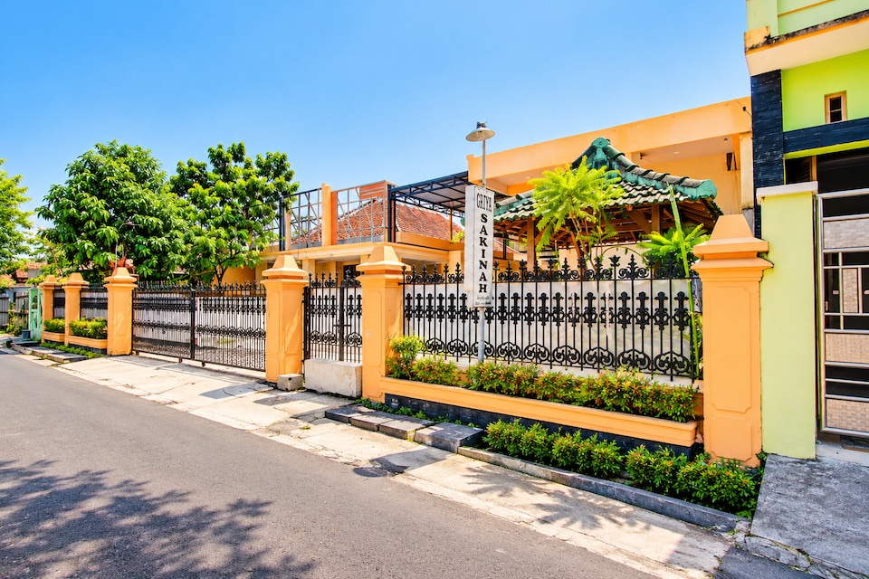 Hotel O near Alun-Alun Purwodadi formerly Sakeena Syariah, Purwodadi, Grobogan