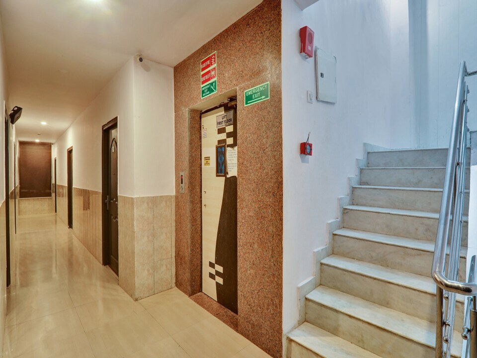 OYO 812836 Hotel AVM PALACE, Gomti Nagar Lucknow, Lucknow