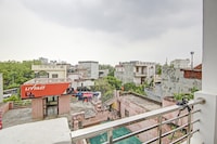 OYO 812858 AJ Guest House