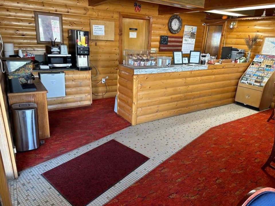 Love Hotels Western Holiday by OYO at Harlan Lake NE, Alma, Alma NE