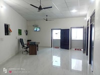 SPOT ON HOTEL ROYAL 7