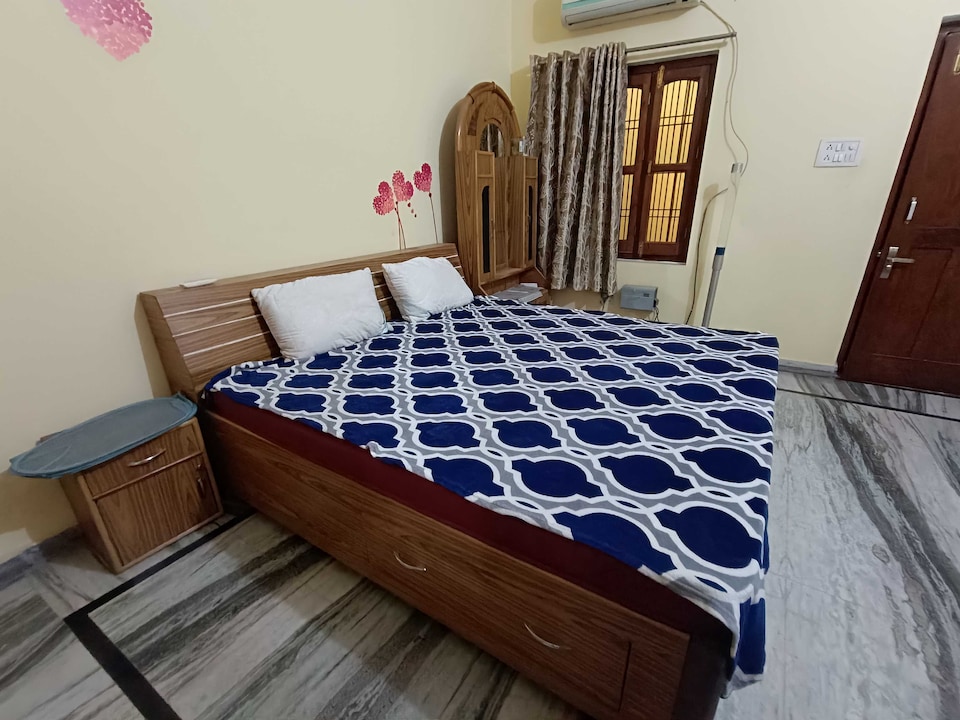 OYO HOME Satvik Homestay, Ayodhya, Ayodhya