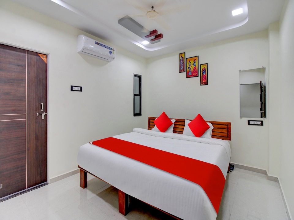 Hotel O Mk's Lodging & Boarding, Bus Stand Nagpur, Nagpur