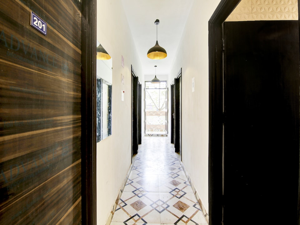 Hotel O Kailash Inn, Greater Kailash Delhi, Delhi