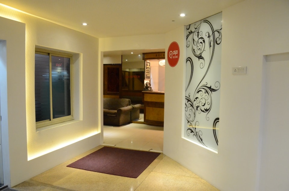 OYO 1682 Hotel Kundan Palace, Pimpri Pune, Pune