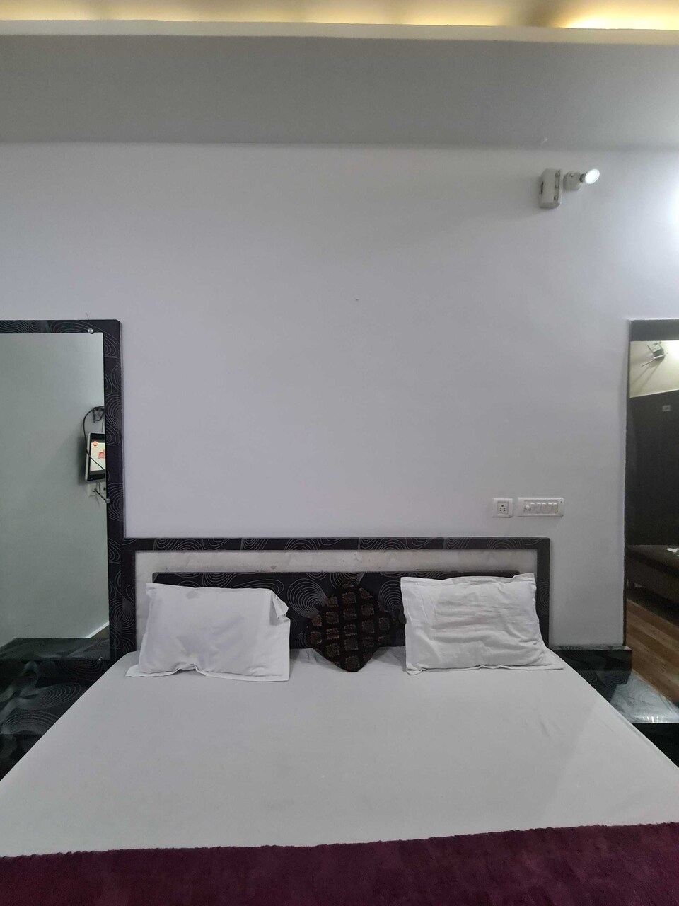 POP 81324A Hotel Tourist Inn , Station Road, Raipur
