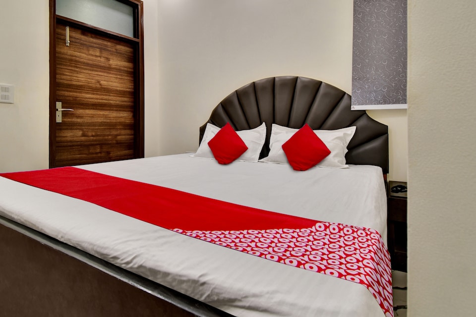 Hotel O Sukoon B&B, Rajouri Garden Delhi, Delhi