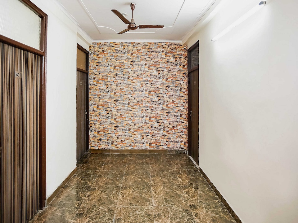 Hotel O Discovery, Anand Vihar Delhi, Delhi