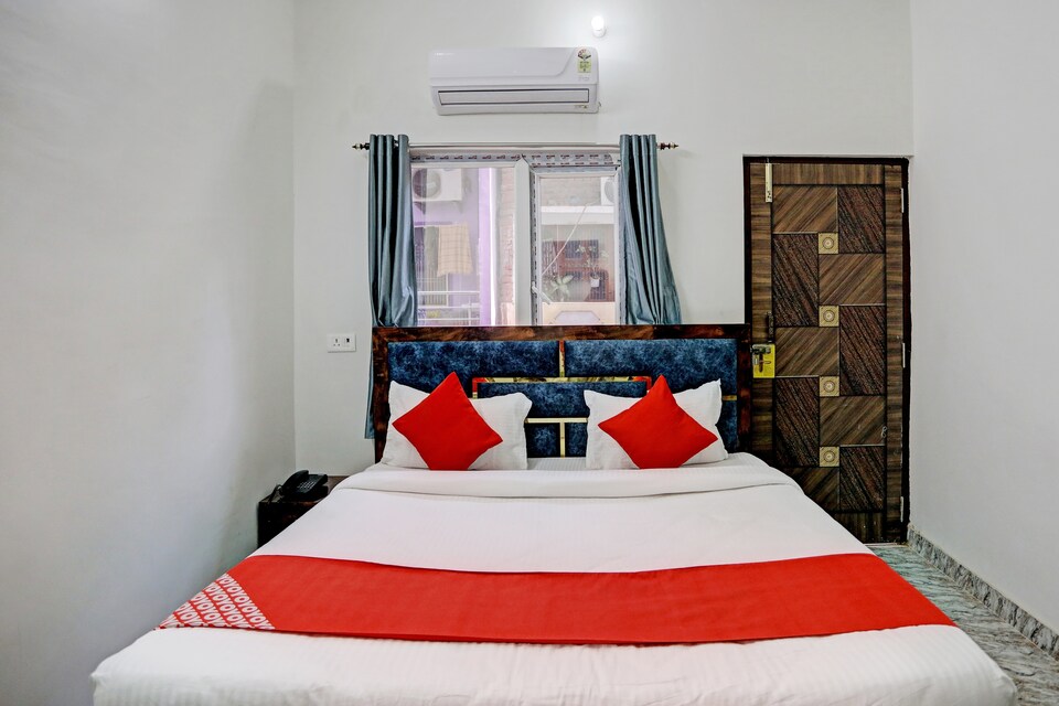 OYO Flagship K.S Palace, Lanka, Varanasi