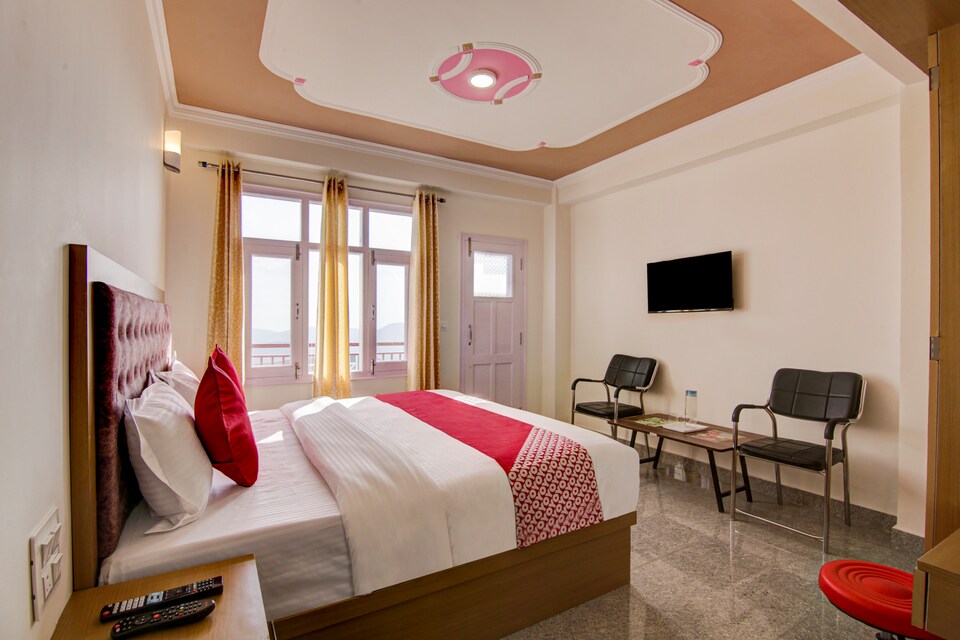 OYO Flagship Sharma Home Stay, Naldera, Shimla