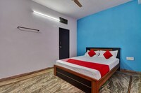 Shree Hotel and Restaurant 