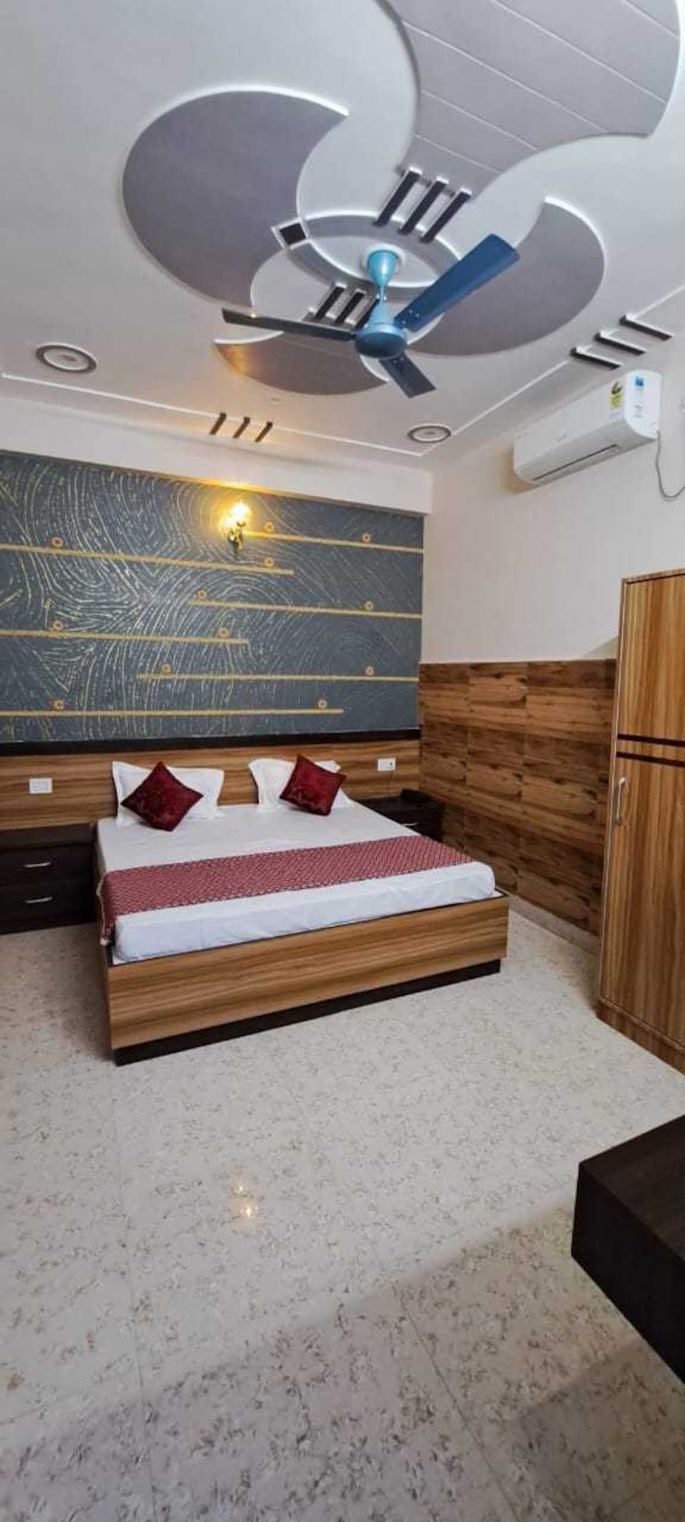 OYO 813479 Amantran  Hotel And Restaurant, Kanpur City, Kanpur