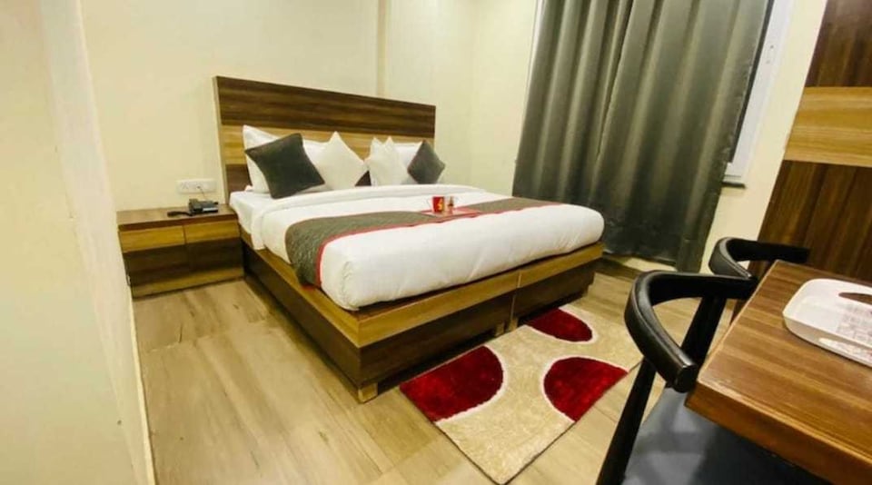 POP 81349K A V Residency , Pitampura - Rohini Delhi, Delhi