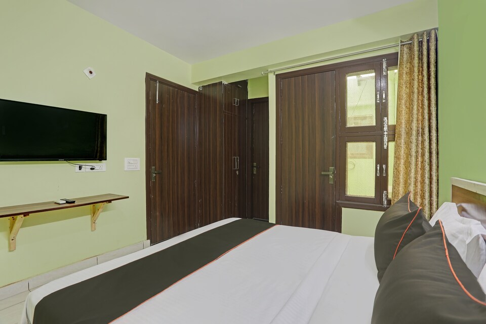 Hotel O Green Hotel, Sohna Road, Gurgaon