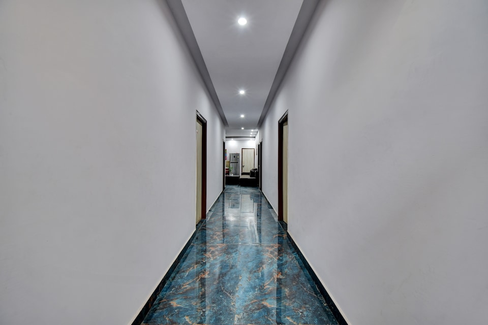 SPOT ON  Hotel Royal Paradise, Ghaziabad City, Ghaziabad