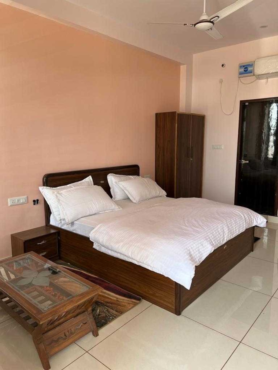 OYO 813571 Jp Vinayak Hotel (prop. Rohitashv Yadav), Reengus, Reengus