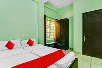 OYO Flagship Shade Tourist Home
