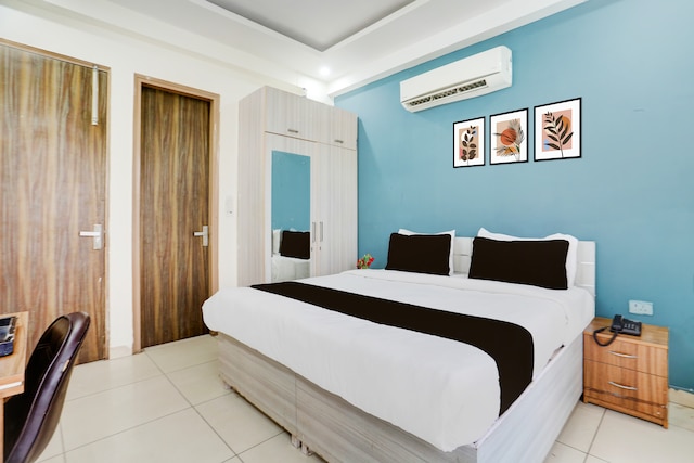 Super Hotel O Subhash Chowk Near Medanta Hospital Formerly L B Residency