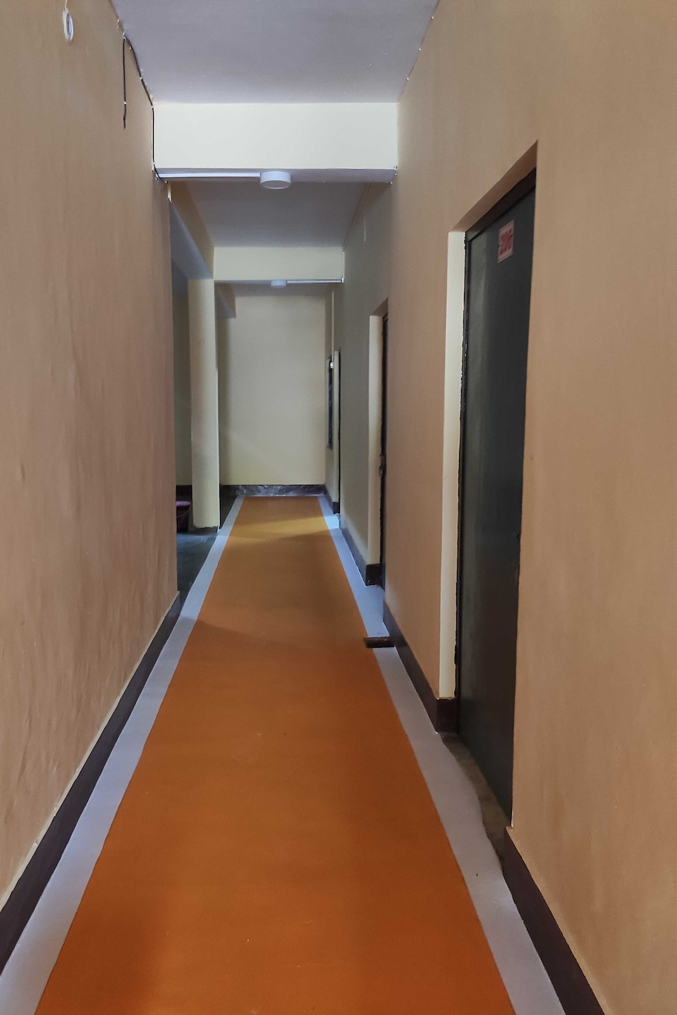 POP 813632 American Hotel, Bulandshahr, Bulandshahr