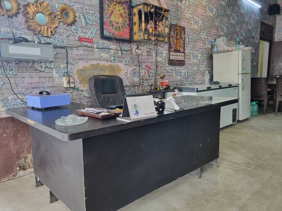 POP 813632 American Hotel, Bulandshahr, Bulandshahr