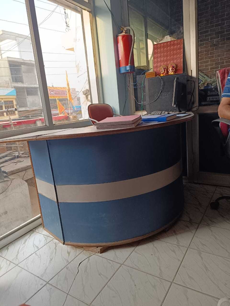 POP 81367E Pandey Guest House, Golghar, Gorakhpur