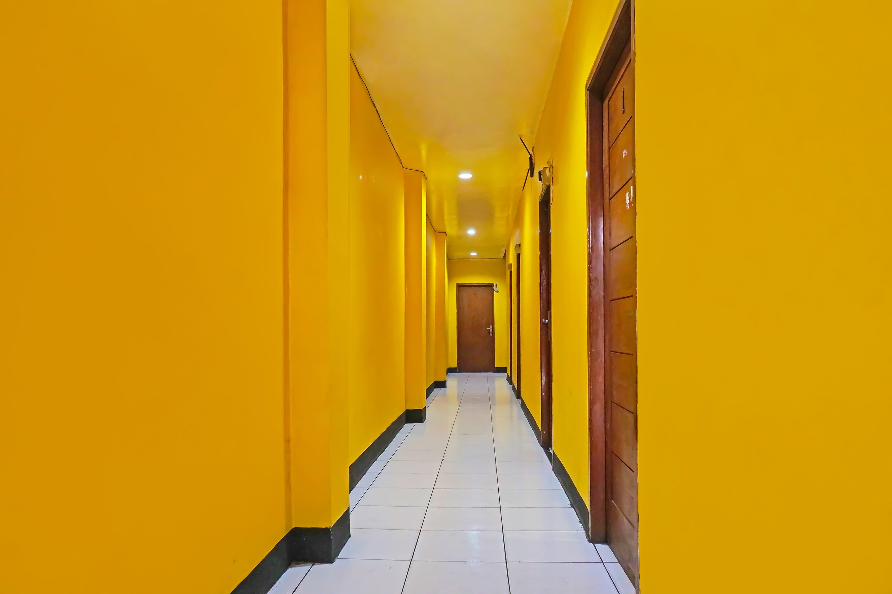 oyo-92580-4n-residence-near-hotel-santika-premiere-hayam-wuruk-jakarta