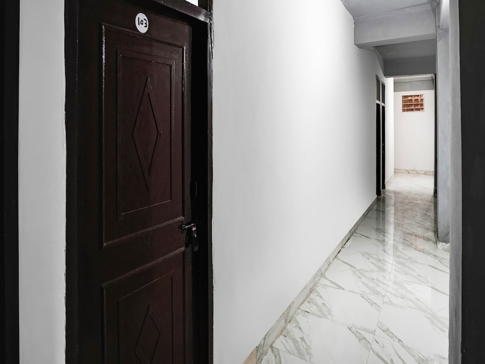 Hotel O MS , Noida City, Noida