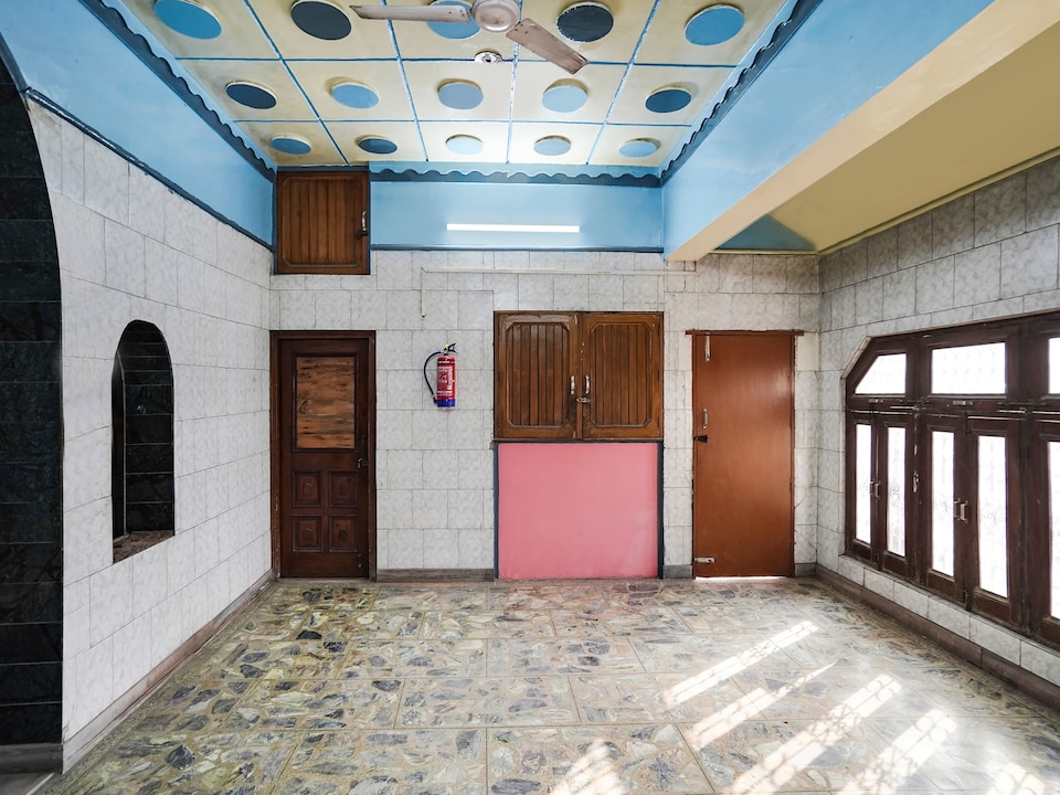 Hotel O Blue Moon Hotel, Ghaziabad City, Ghaziabad